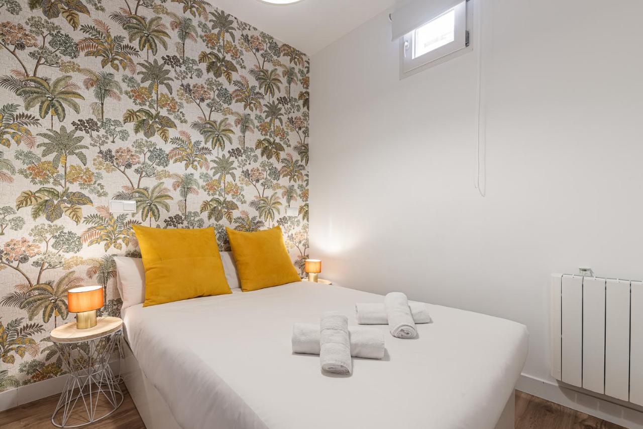 Bnbholder Friendly La Latina Apartment มาดริด ภายนอก รูปภาพ